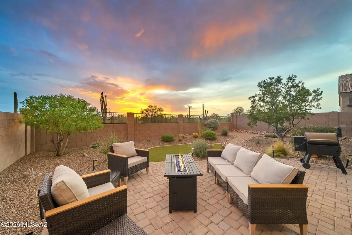 8633 N Egrets Rest, Tucson, AZ 85742 - #1
