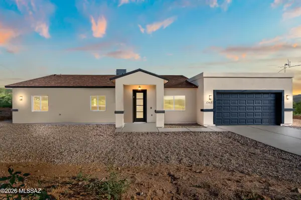 1563 Pinguinos, Rio Rico, AZ 85648