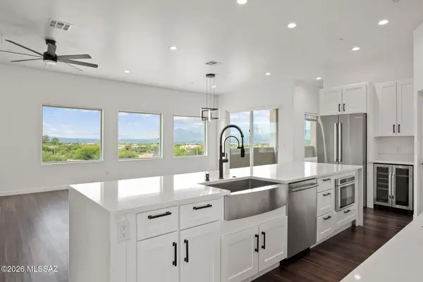 1888 N El Moraga, Tucson, AZ 85745