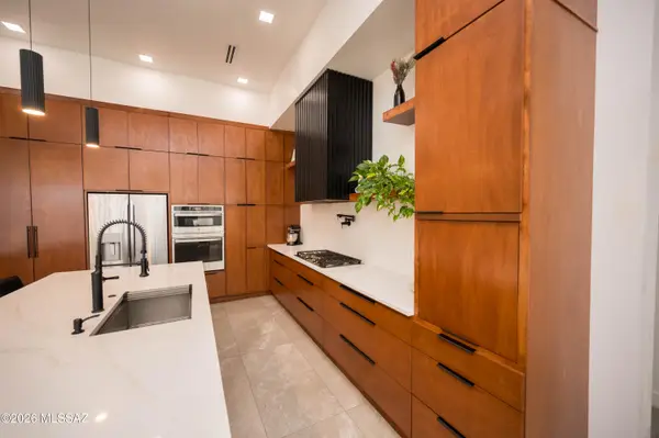 175 Calle Tiburon, Rio Rico, AZ 85648