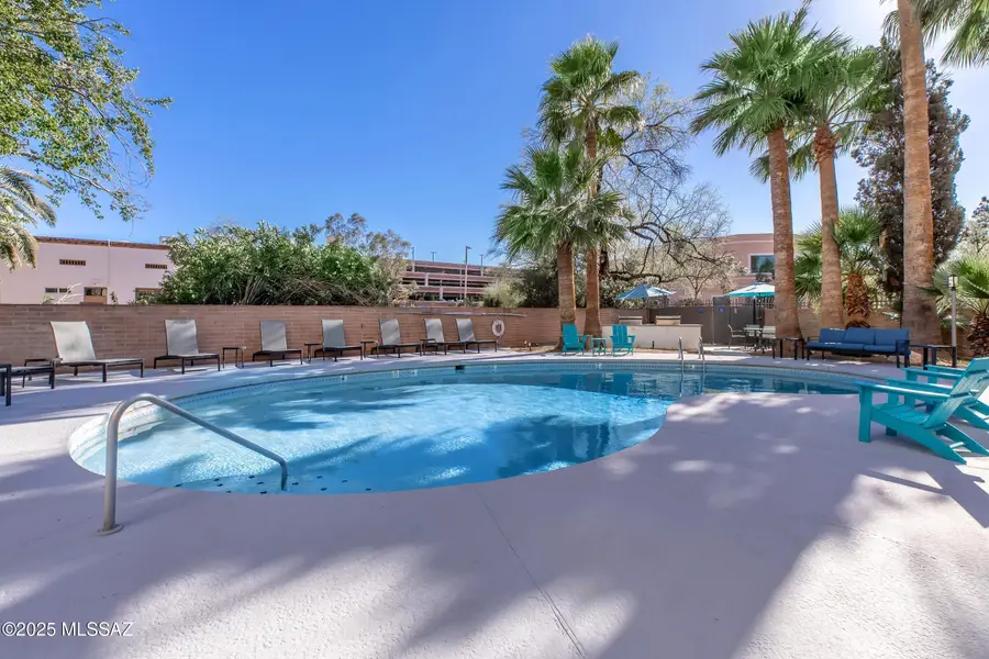 425 W Paseo Redondo, Tucson, AZ 85701 - #2