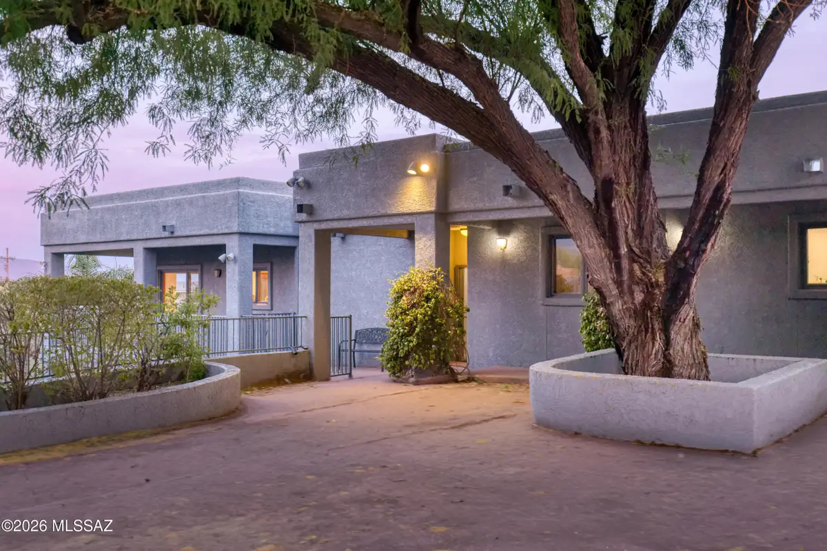 5036 N Calle Bosque, Tucson, AZ 85718 - #1