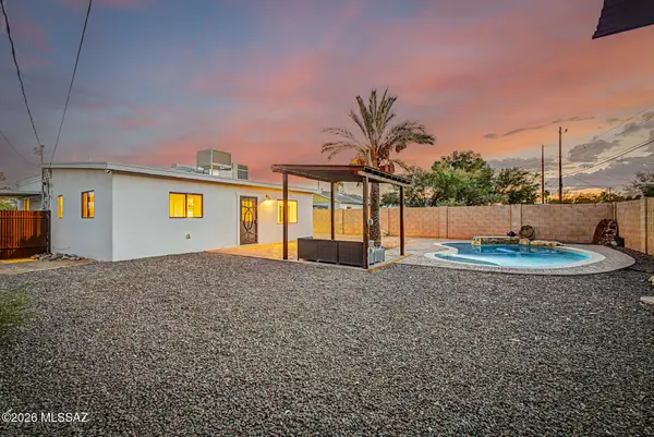 1115 E East Circle, Tucson, AZ 85719
