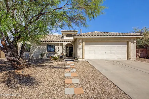 7561 S Woodbury Grove, Tucson, AZ 85757