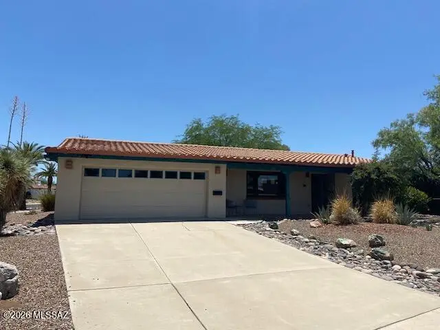 422 E Las Milpas, Green Valley, AZ 85614 - #1