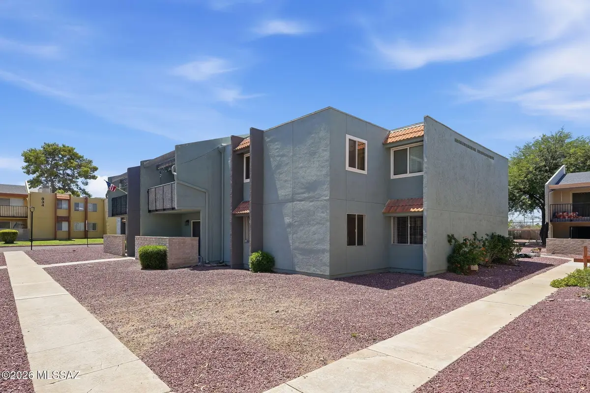 824 S Langley, Tucson, AZ 85710 - #1