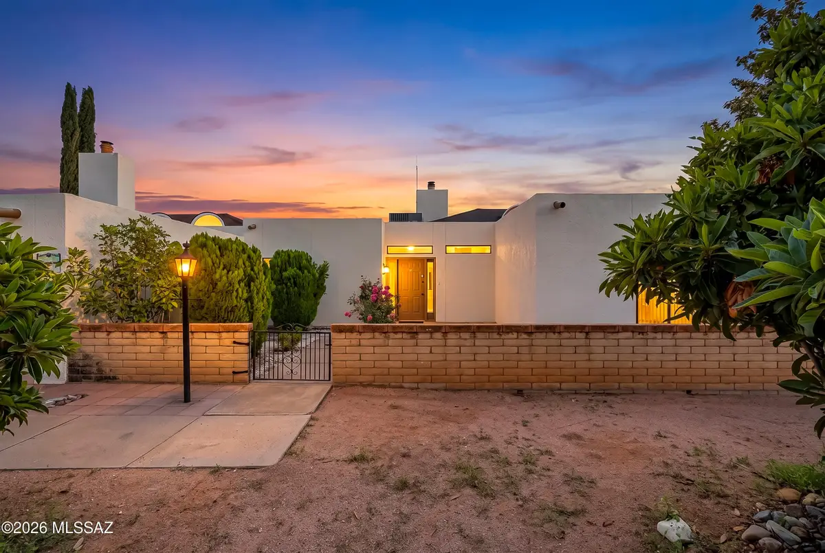 1169 Circulo Canario, Rio Rico, AZ 85648 - #1