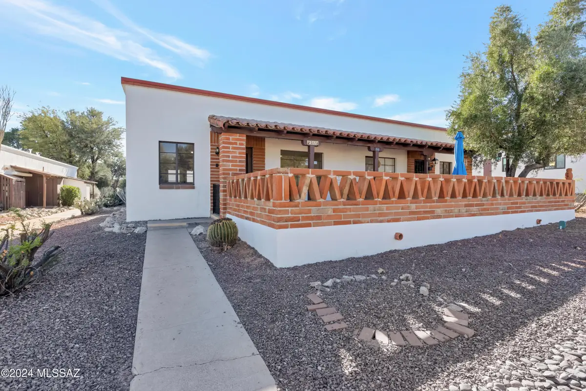 211 W Camino Alameda, Green Valley, AZ 85614 - #1