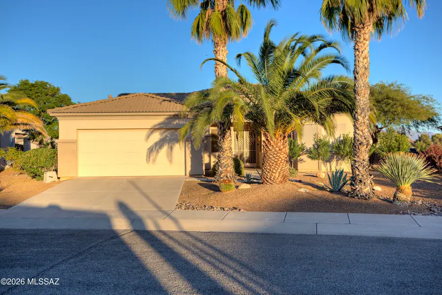 56 N Cape Royal, Green Valley, AZ 85614 - #3