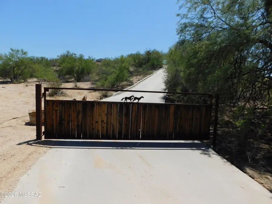 1501 W Calle Concordia, Oro Valley, AZ 85704 - #2