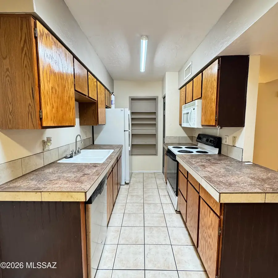 9420 E Speedway, Tucson, AZ 85710 - #2