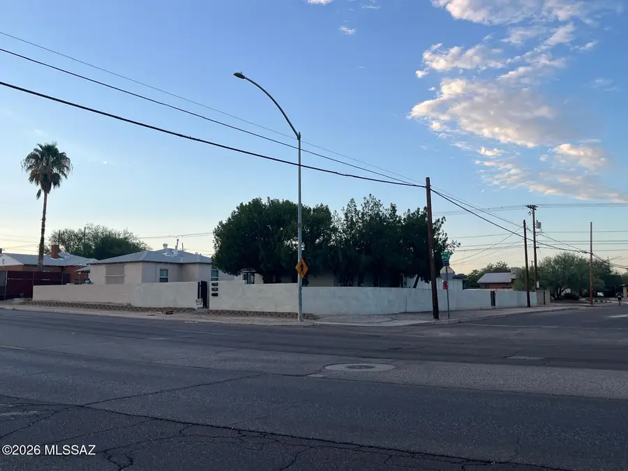 1700 E Grant, Tucson, AZ 85719 - #2