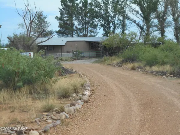 8651 E Kitty Mow, Pearce, AZ 85625
