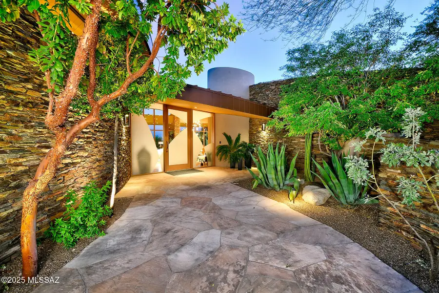 14435 N Travertine, Oro Valley, AZ 85755 - #3