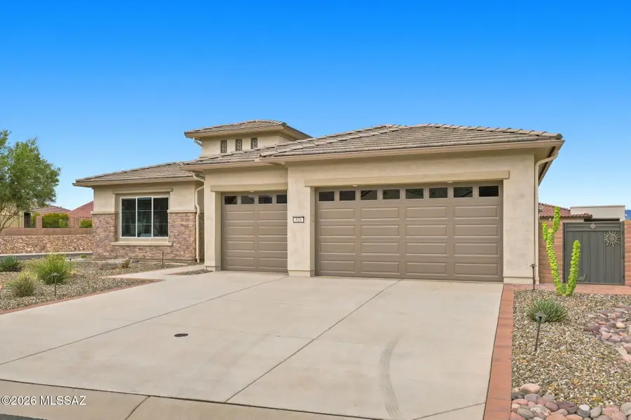 525 N Sonoma Vista, Green Valley, AZ 85614 - #3