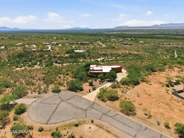 2255 S Buried Rock, Green Valley, AZ 85614
