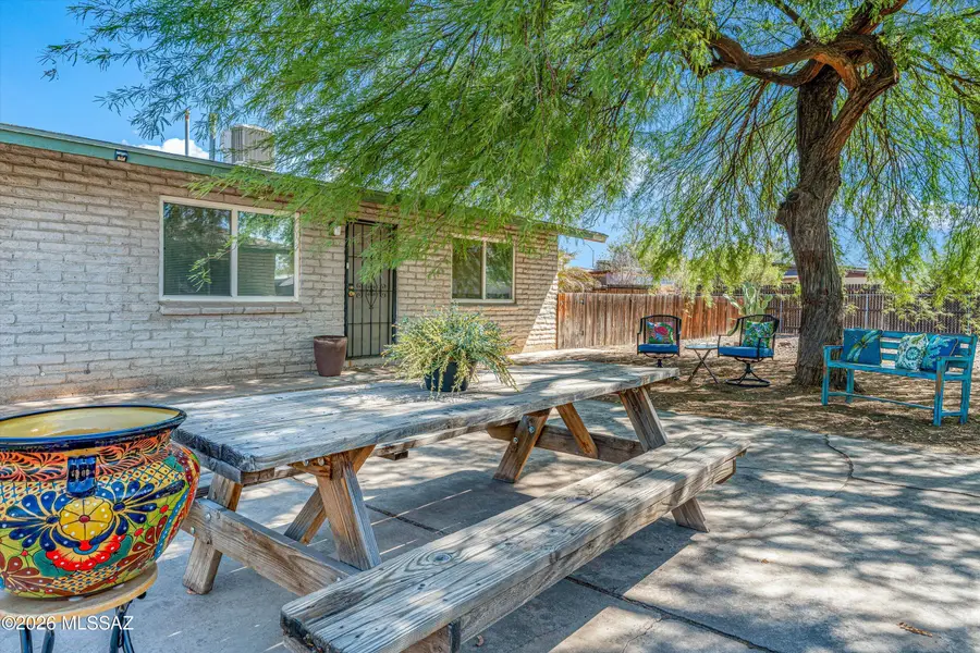 2728 N La Verne, Tucson, AZ 85712 - #2