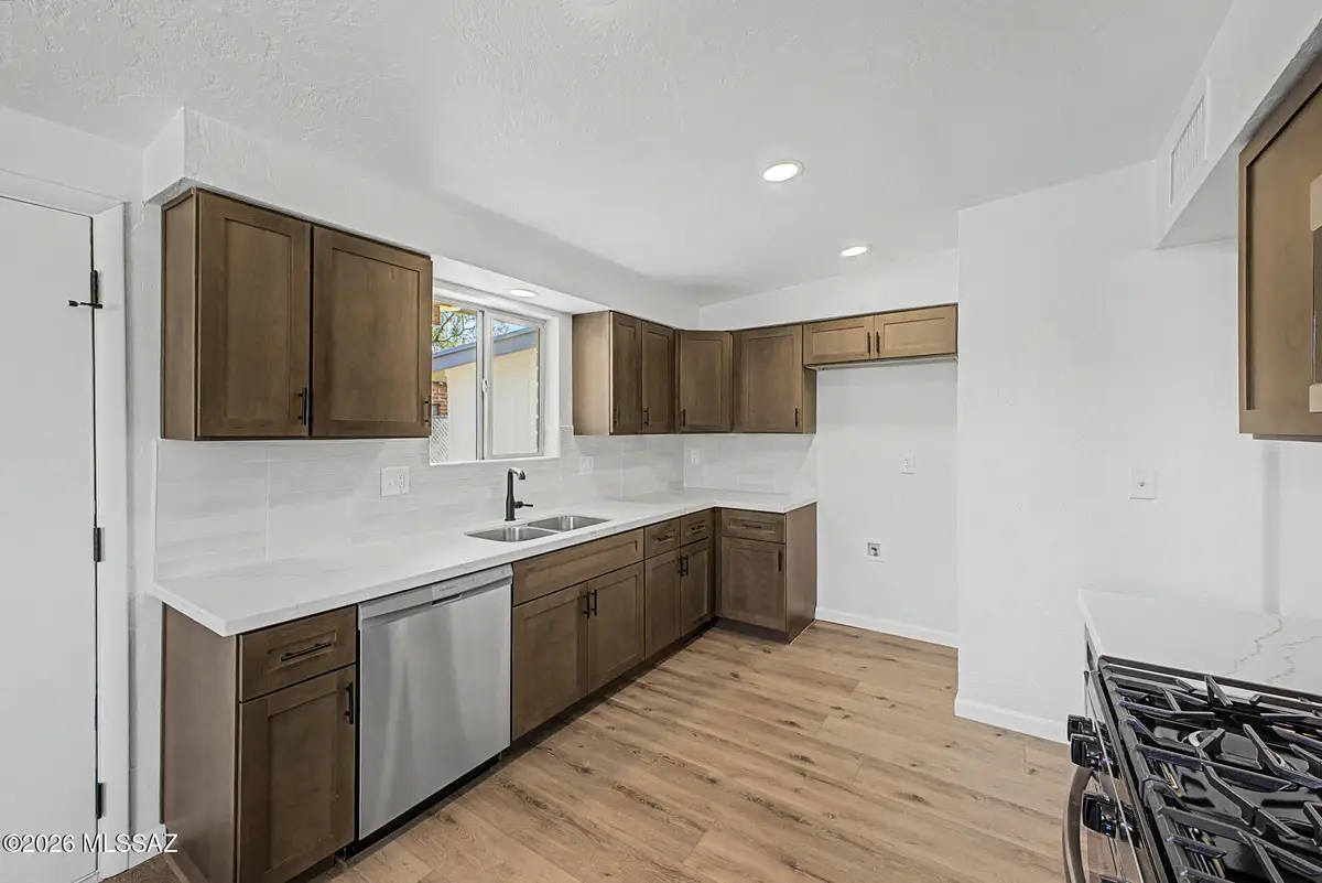 1219 W Ontario, Tucson, AZ 85745 - #1