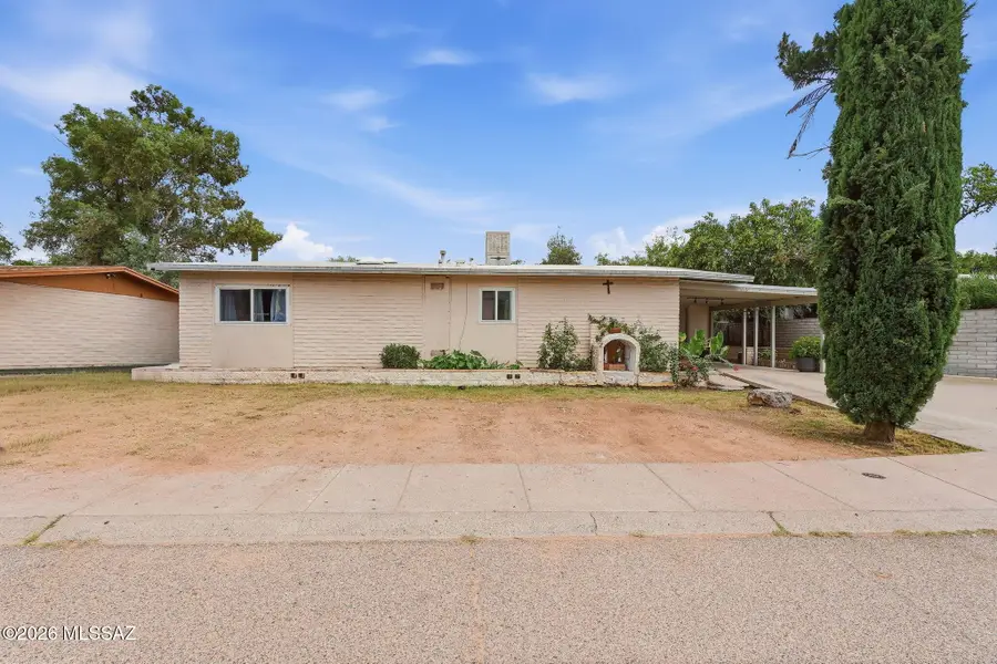 2008 N Calle Guadalupe, Nogales, AZ 85621 - #2