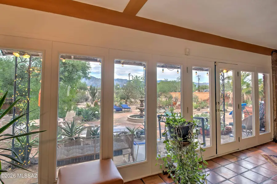 1302 N Sahuara, Tucson, AZ 85712 - #2