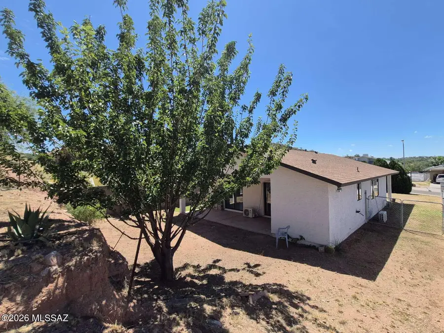 1061 E Parkway, Nogales, AZ 85621 - #3