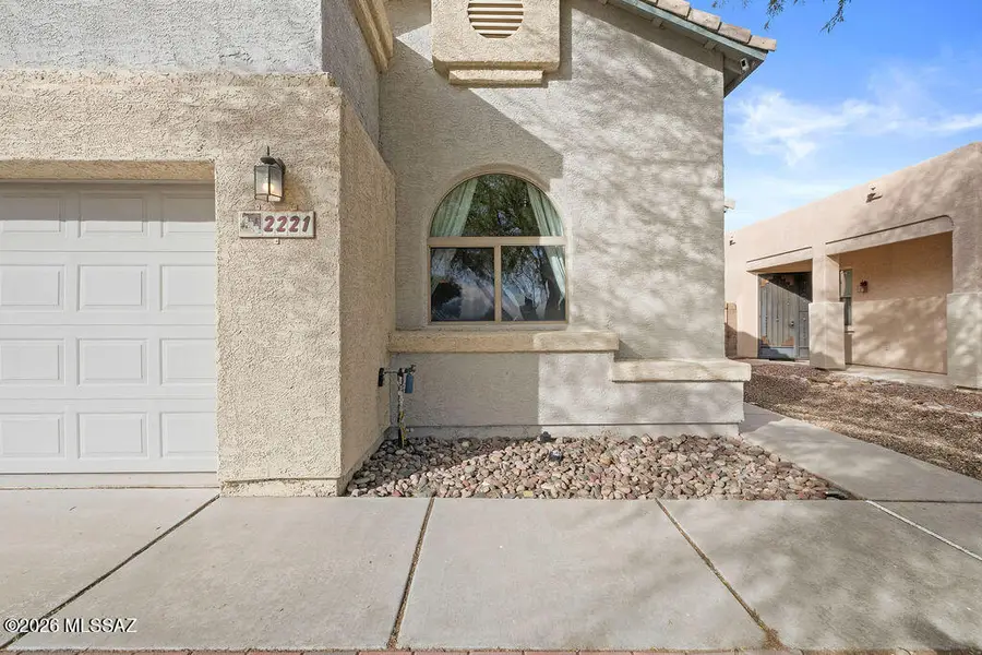 2221 N Avenida Tabica, Green Valley, AZ 85614 - #3