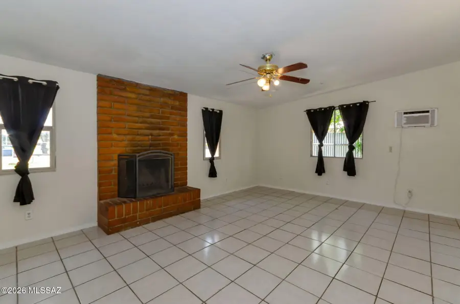 2416 S Forgeus, Tucson, AZ 85713 - #2