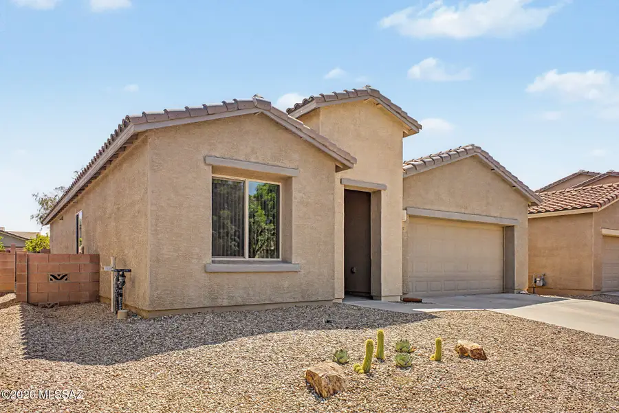 1102 E Lumberjack, Sahuarita, AZ 85629 - #2