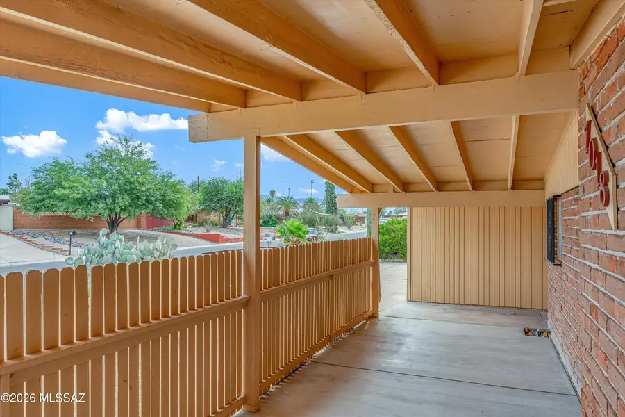 7018 E Kirkland, Tucson, AZ 85710 - #3