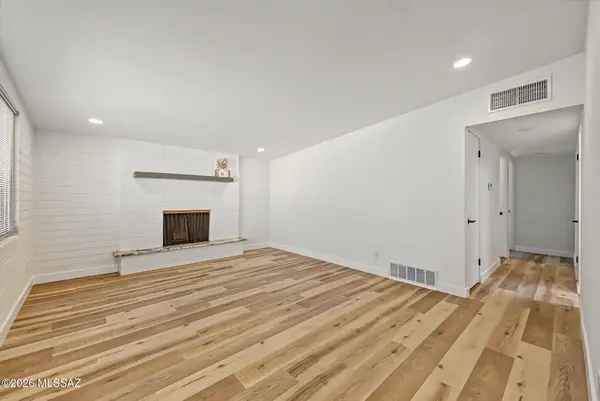 5226 S Hampton Roads, Tucson, AZ 85706