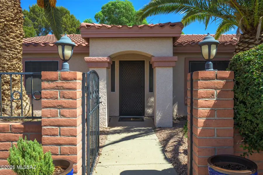431 E Va Cortes, Green Valley, AZ 85614 - #3