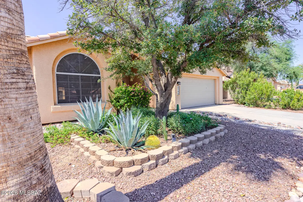 6706 W Nueva Vista, Marana, AZ 85743 - #1