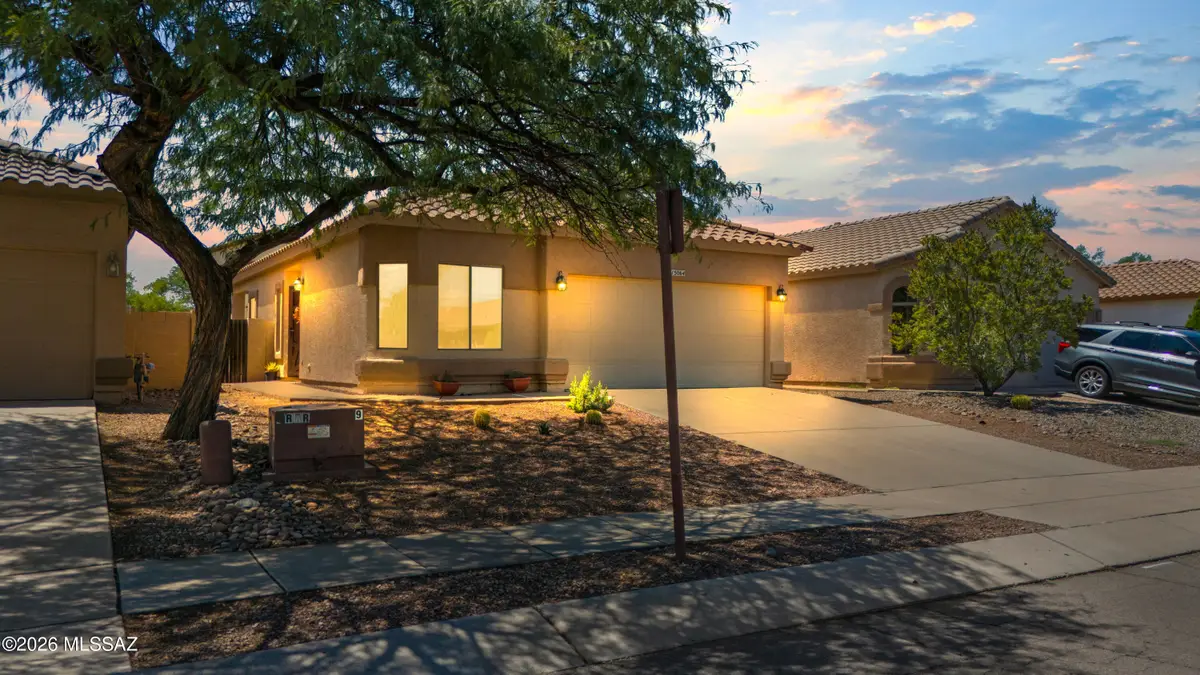 15064 S Theodore Roosevelt, Sahuarita, AZ 85629 - #1