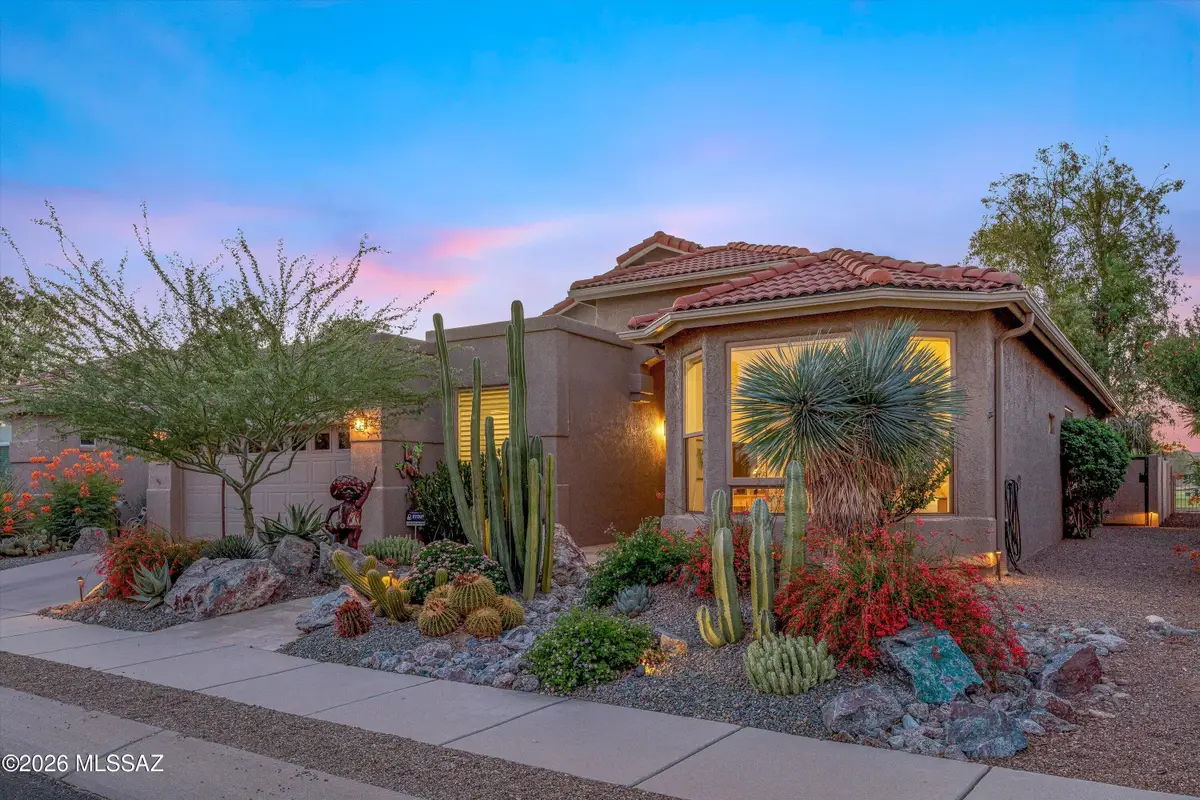 377 E Desert Golf, Oro Valley, AZ 85737 - #1