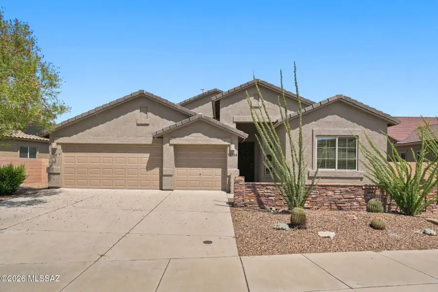 12584 N Sunrise Shadow, Marana, AZ 85658 - #2