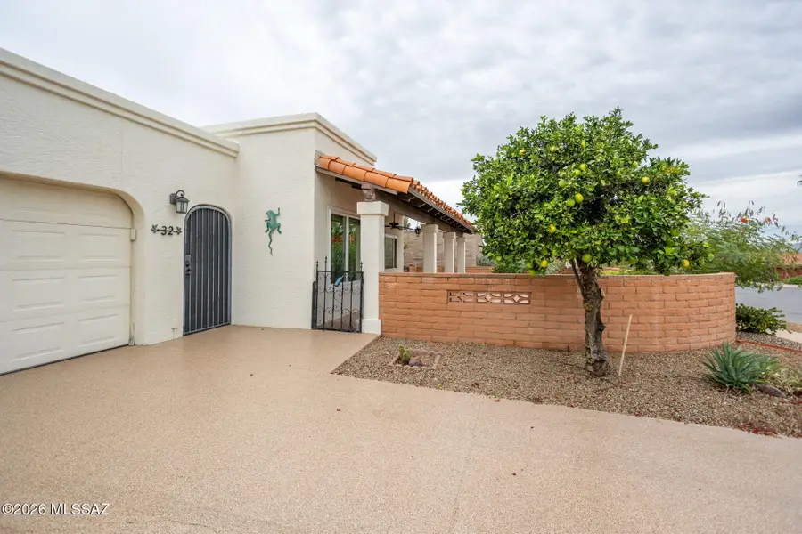 32 W Calle Frambuesa, Green Valley, AZ 85614 - #2