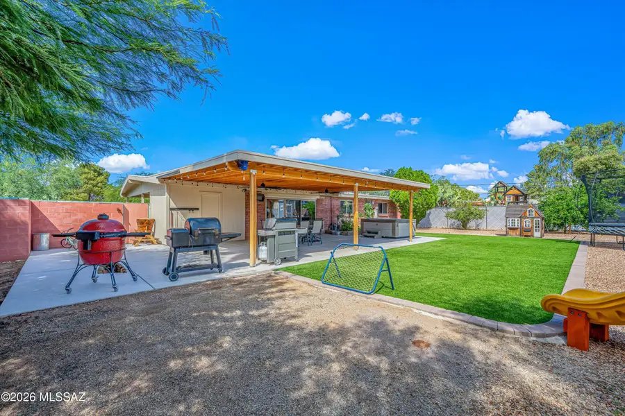 5672 E Whittier, Tucson, AZ 85711 - #3