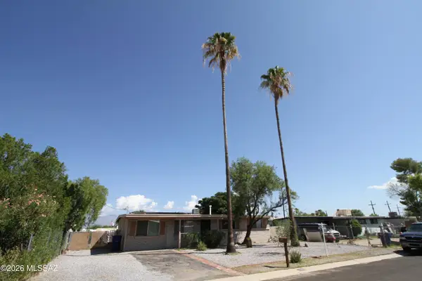 8355 E Fond Du Lac, Tucson, AZ 85730