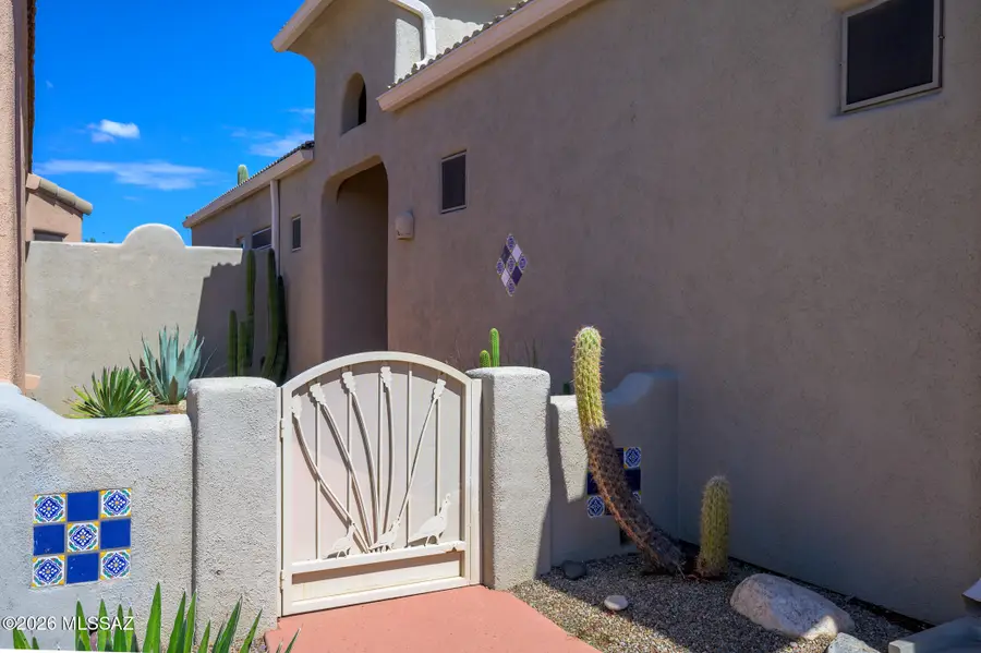 2287 S Via Alonso, Green Valley, AZ 85614 - #2