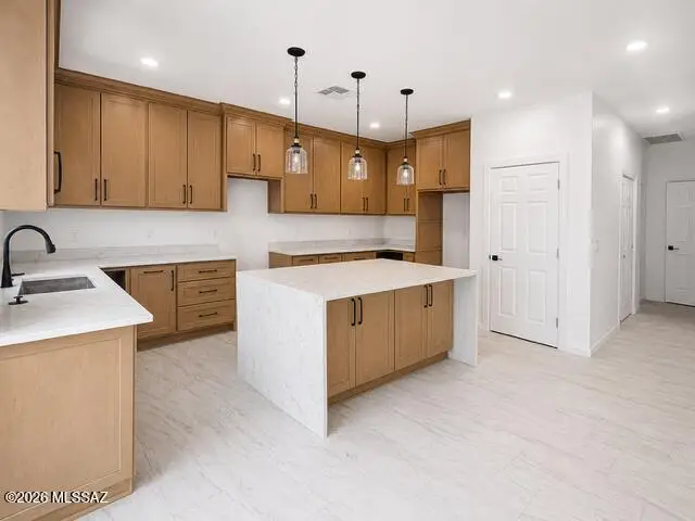 5881 N Placita Loma Antigua, Tucson, AZ 85741 - #3