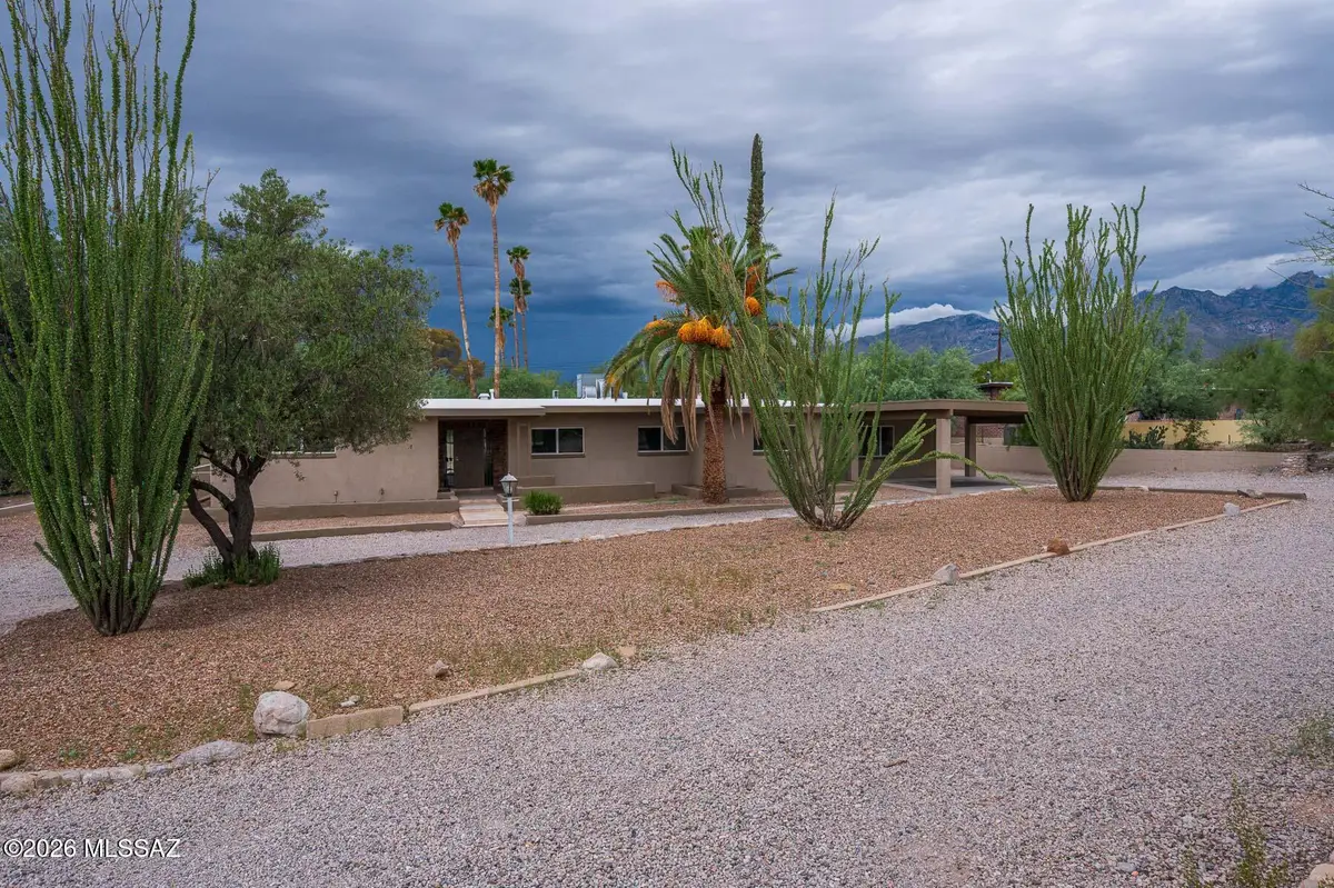 4521 N Bear Canyon, Tucson, AZ 85749 - #1