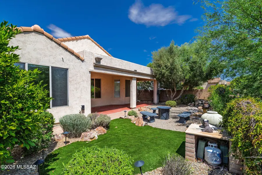 2492 E Skywalker, Green Valley, AZ 85614 - #2