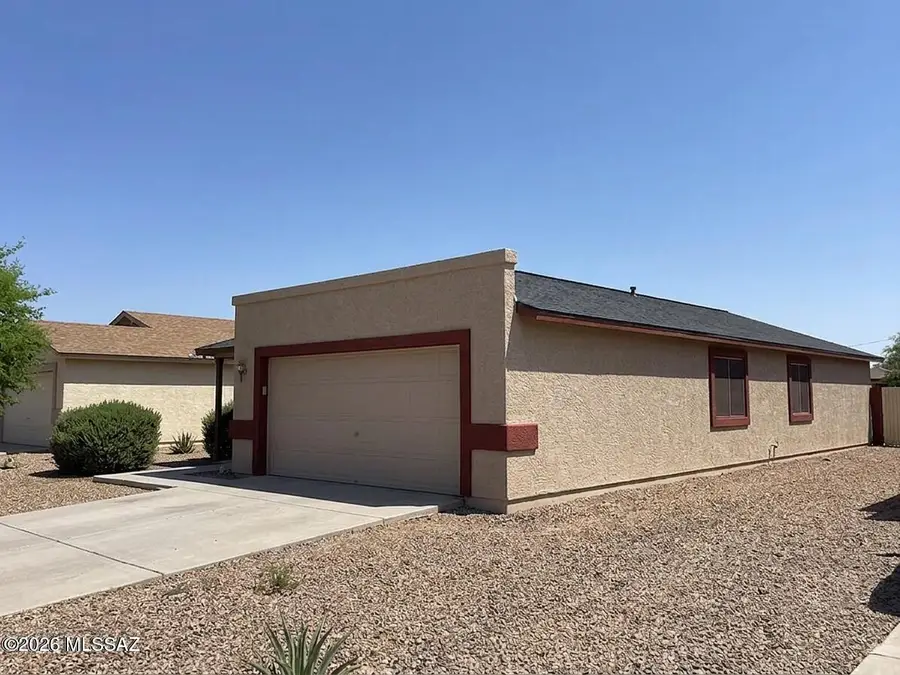 2266 E Sunland, Tucson, AZ 85713 - #2