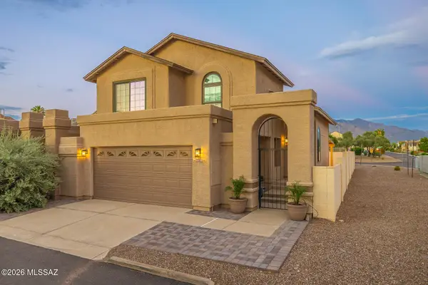 8696 N Auriga, Tucson, AZ 85742