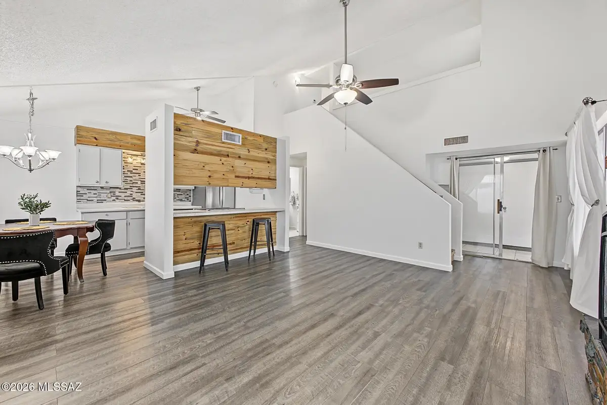 1127 W Roger, Tucson, AZ 85705 - #1