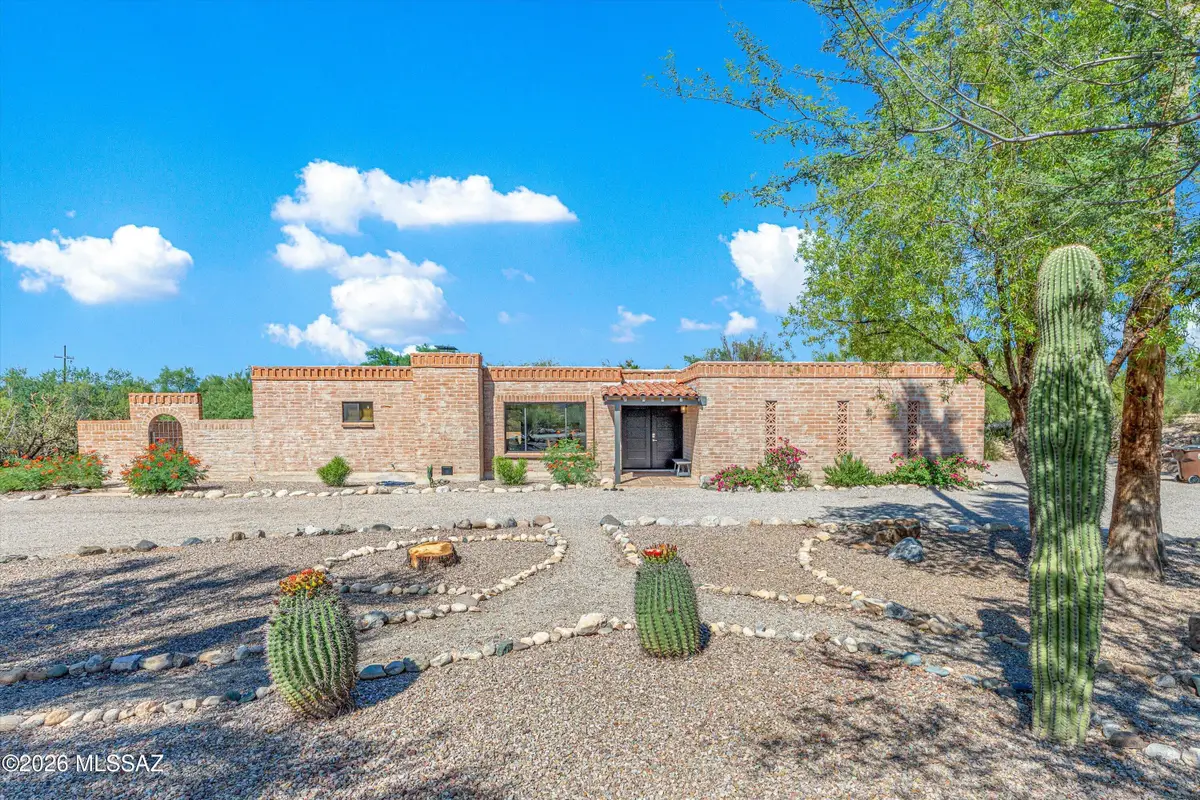 1642 W Calle Tiburon, Tucson, AZ 85704 - #1