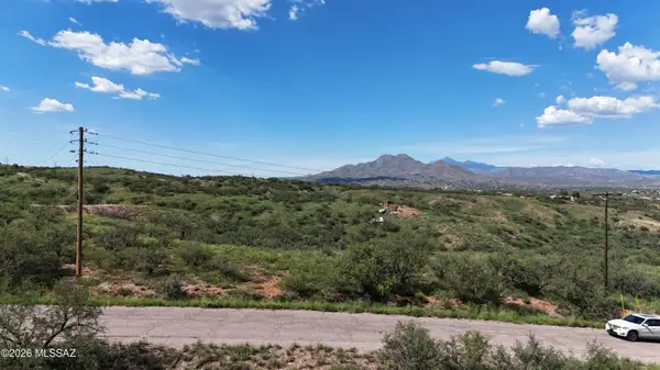 392 Via Balsa, Rio Rico, AZ 85648
