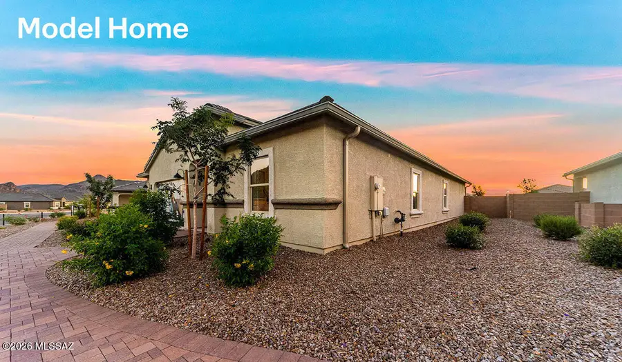 707 W Calle Lupa, Sahuarita, AZ 85629 - #2