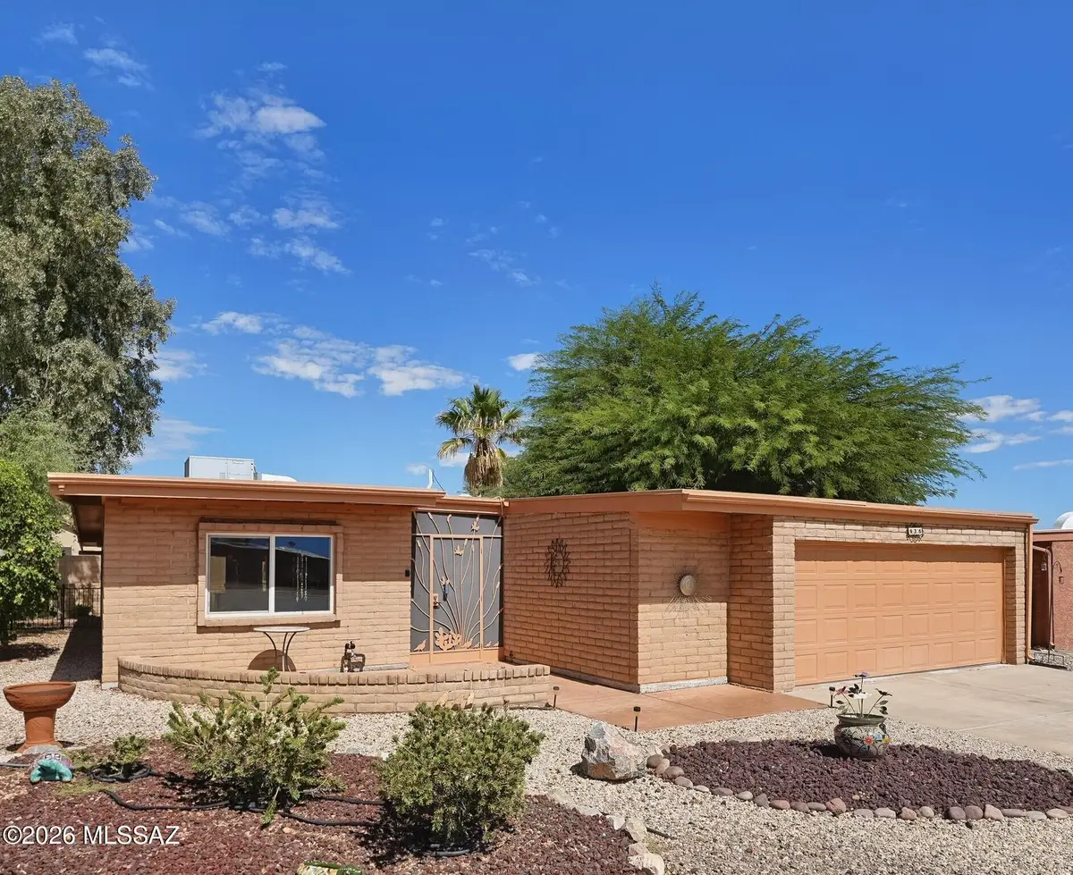 936 W Via Pitic, Green Valley, AZ 85614 - #1