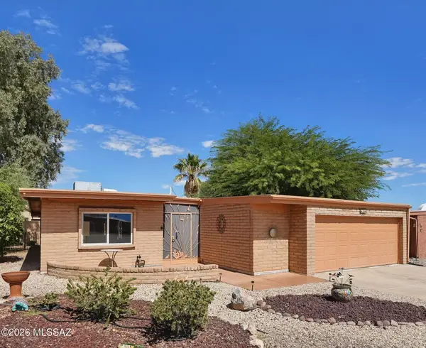 936 W Via Pitic, Green Valley, AZ 85614